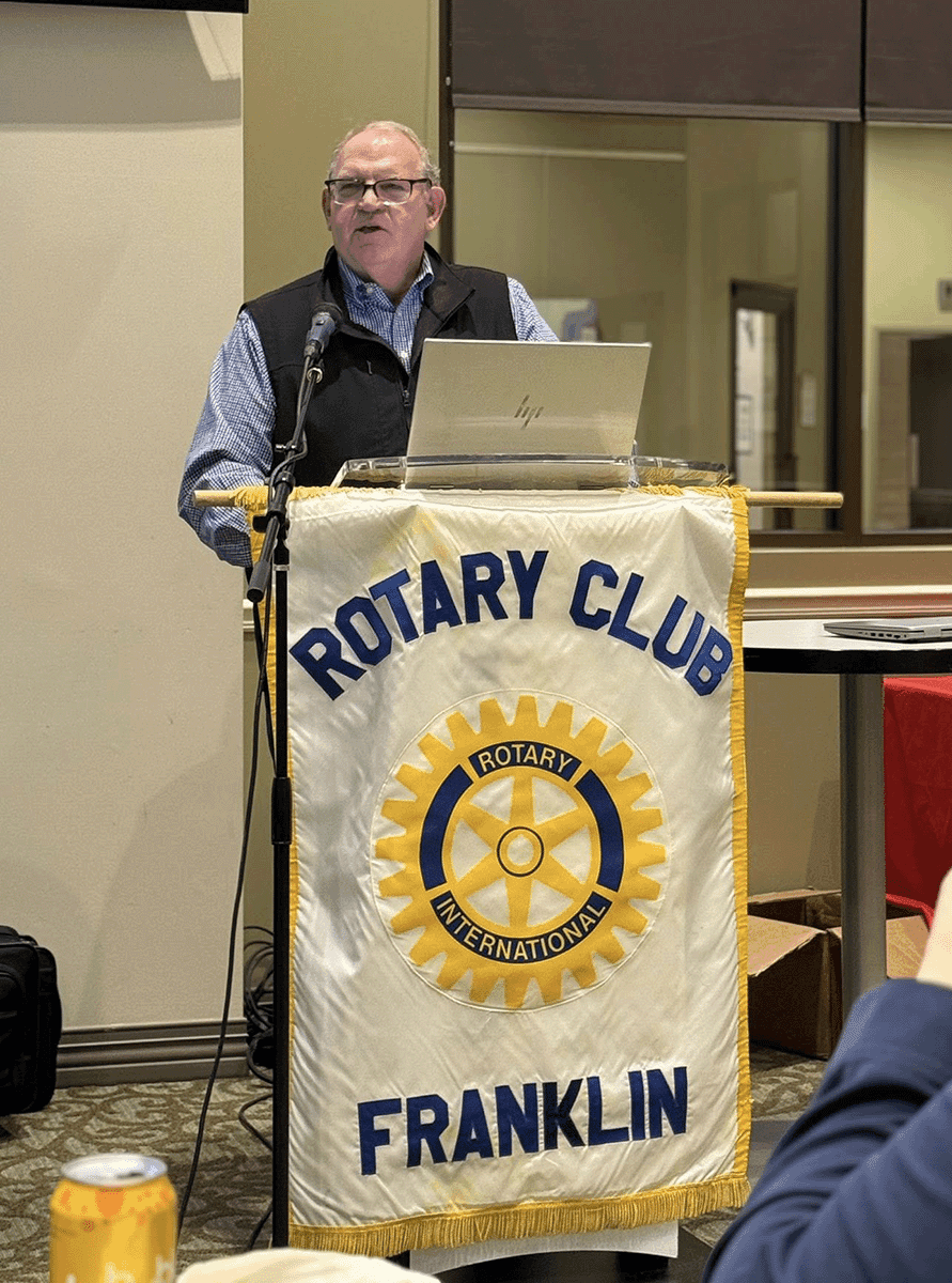 Andy Marshall speaking at Franklin Rotary Club