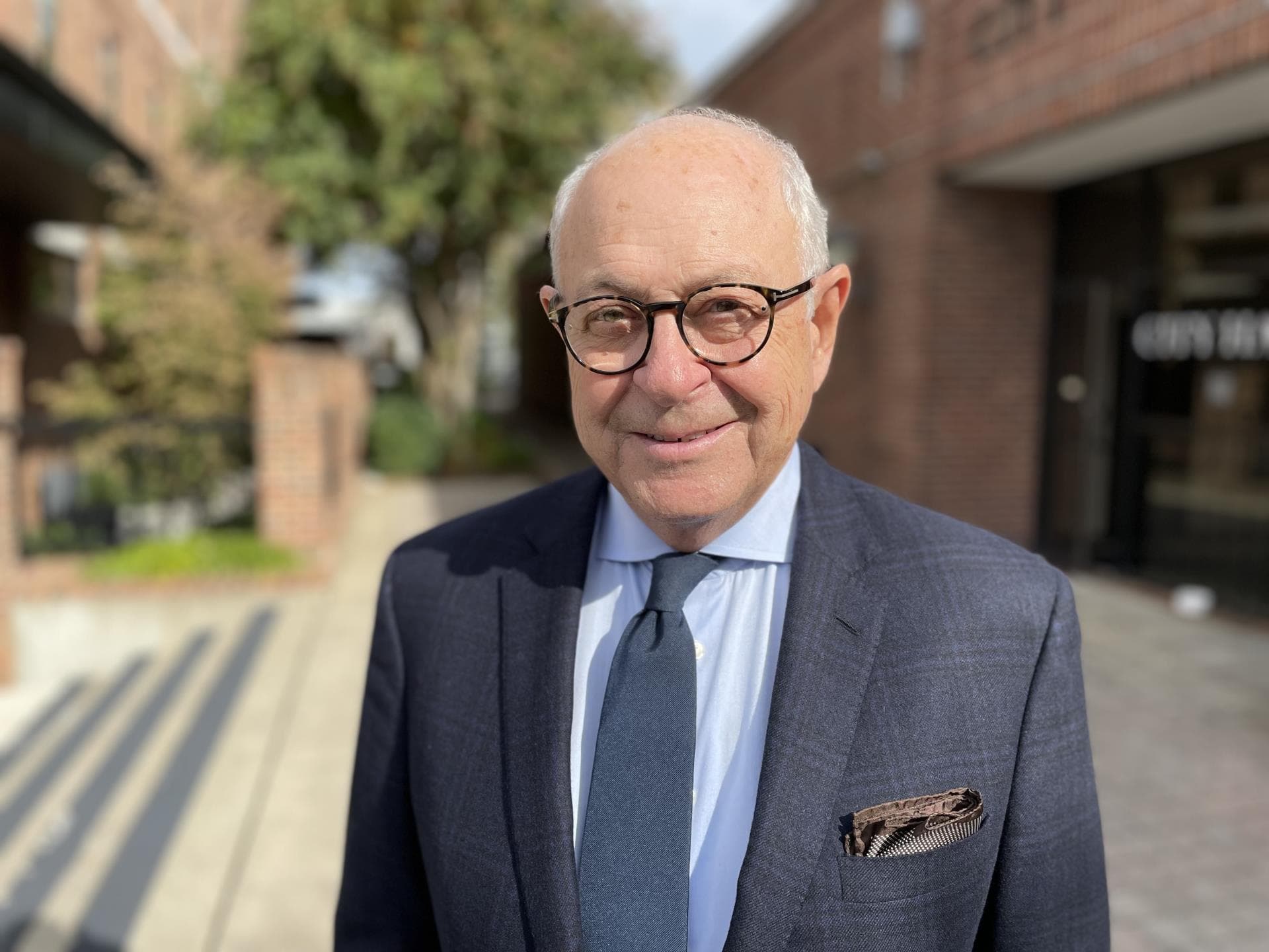 Dr. Ken Moore
